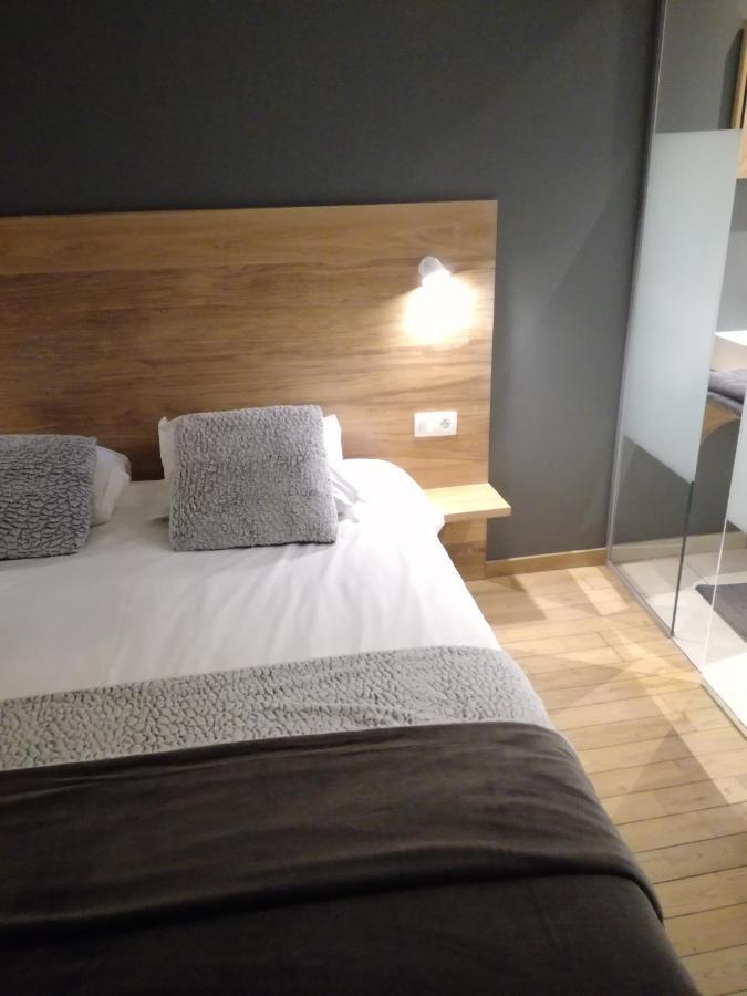 ボマル Ferme Houard Bed & Breakfast エクステリア 写真