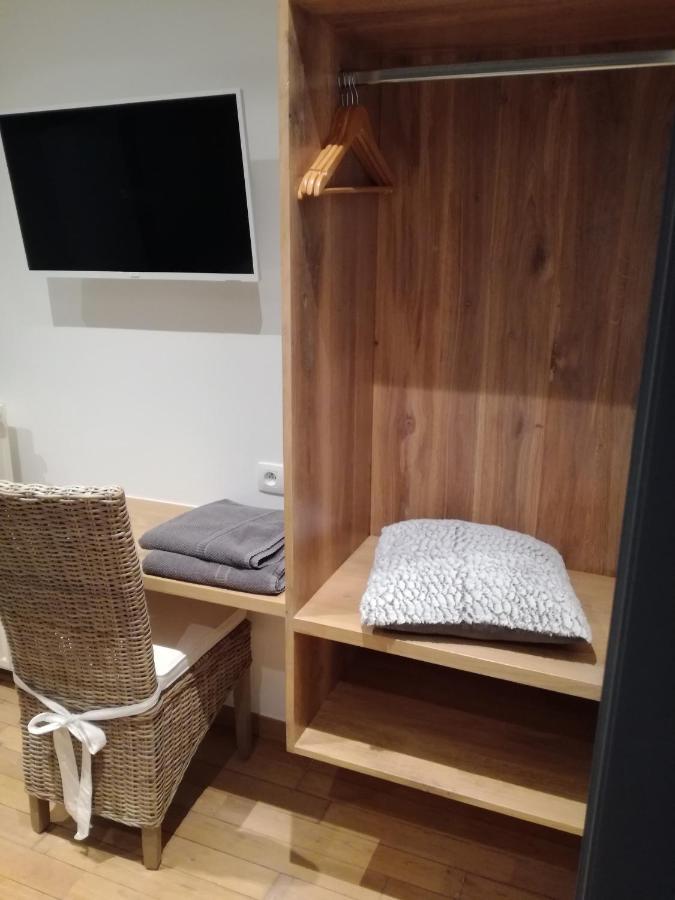 ボマル Ferme Houard Bed & Breakfast エクステリア 写真