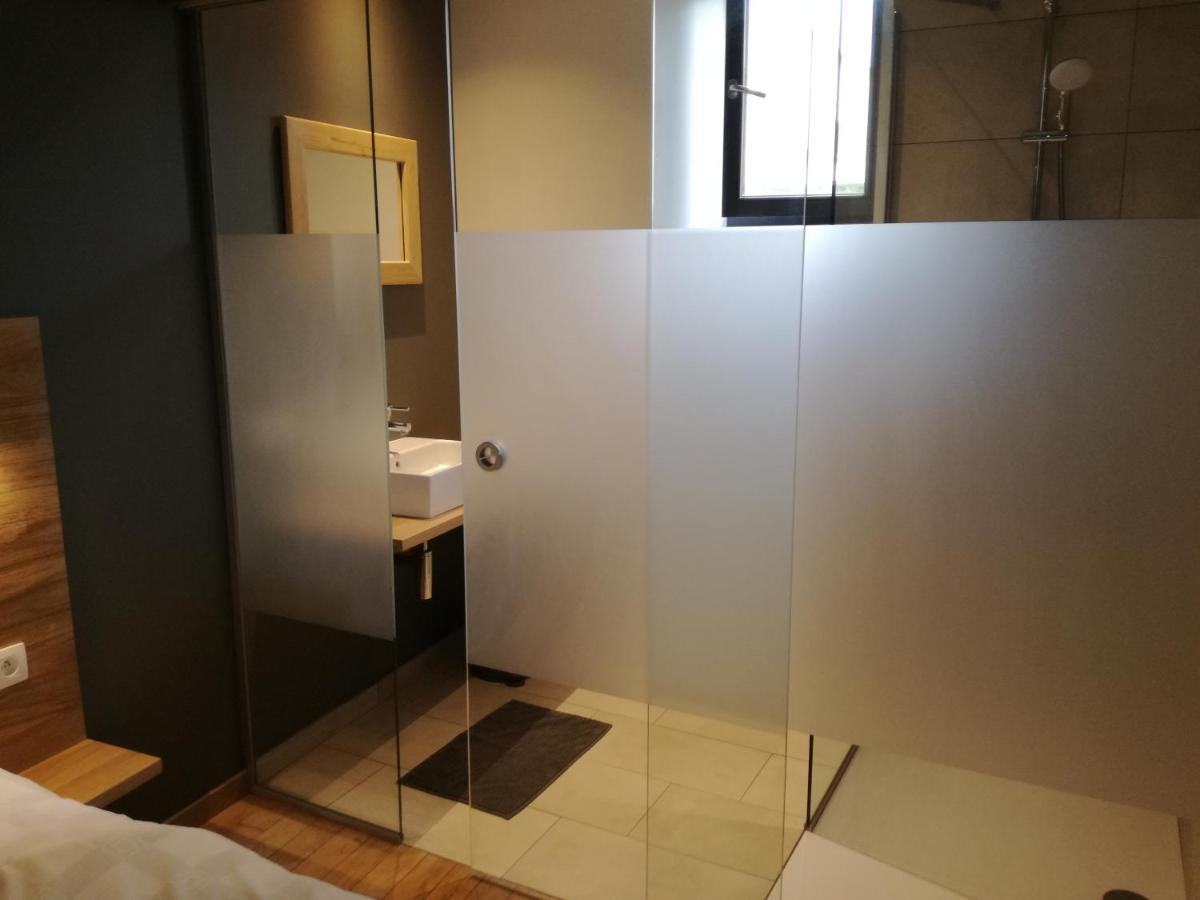 ボマル Ferme Houard Bed & Breakfast エクステリア 写真